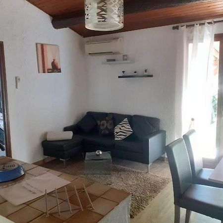 לצ'י Petite Maison מראה חיצוני תמונה